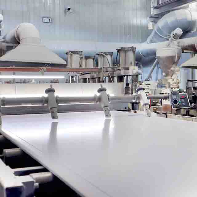 Ligne de production du planche de mousse PVC