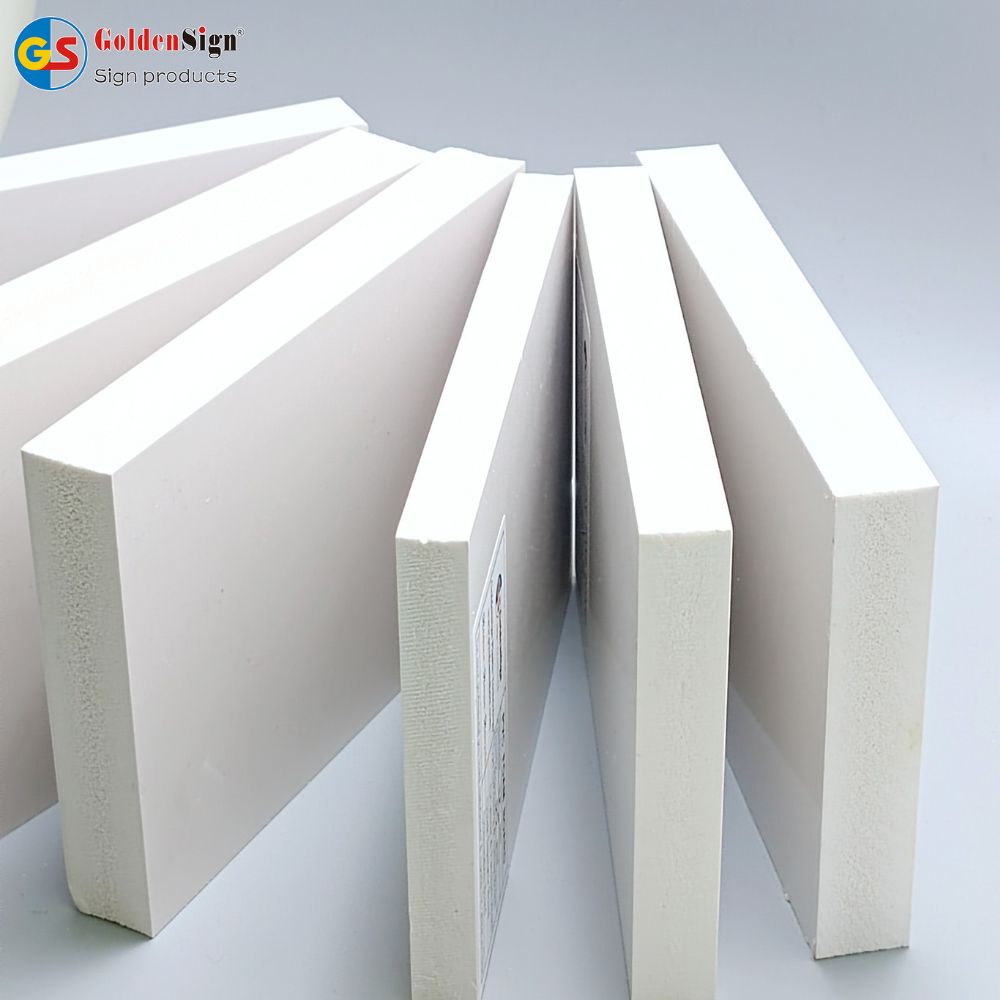 Carte de mousse en PVC de haute qualité - durable, léger et facile à couper