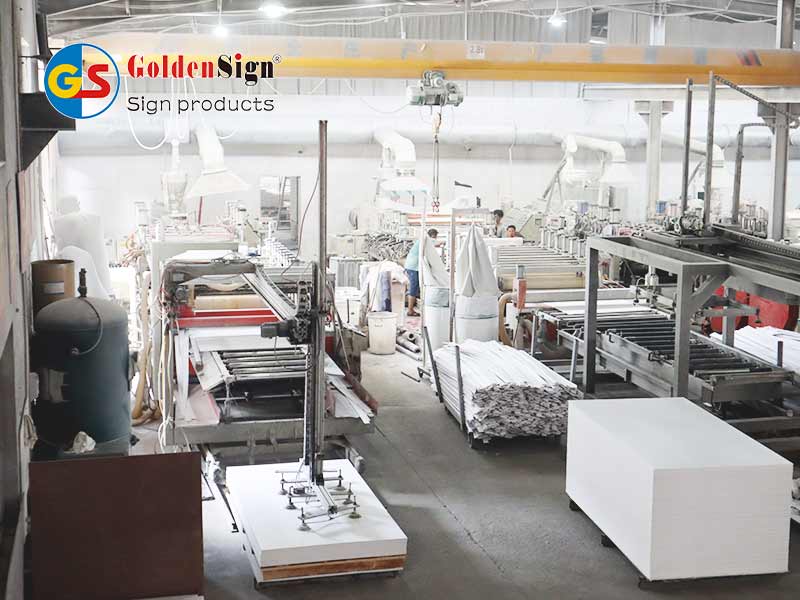 fabricant de panneaux de mousse PVC 120801