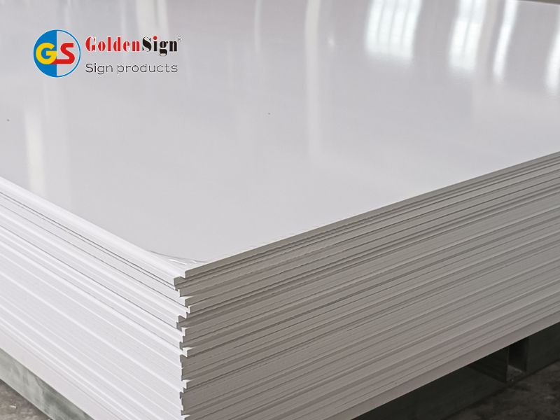 La densité des panneaux de mousse PVC expliquée : ce qui compte vraiment dans la production en usine